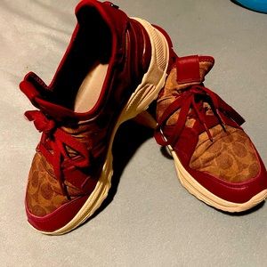 Authentic coach size 8